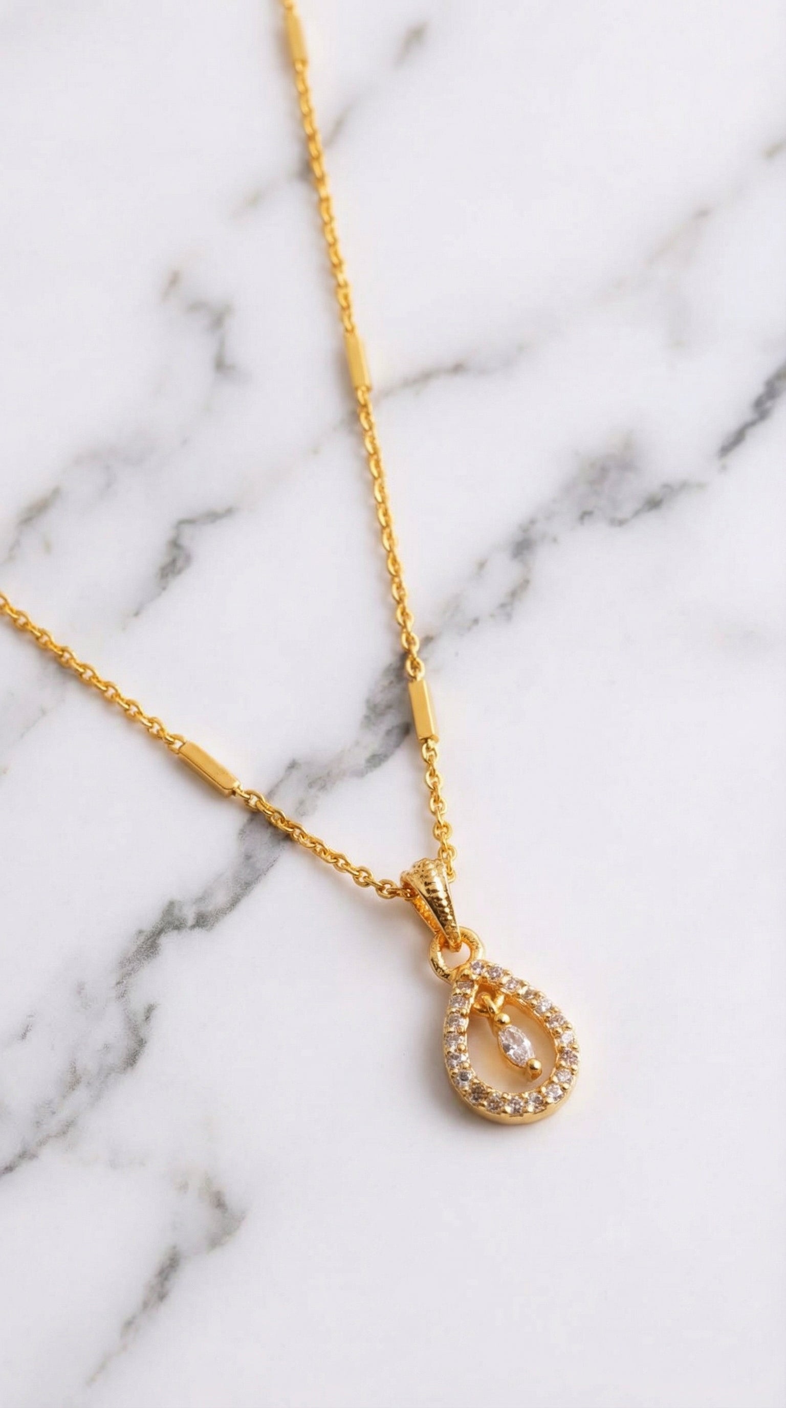 Rose Gold Teardrop Crystal Pendant Necklace