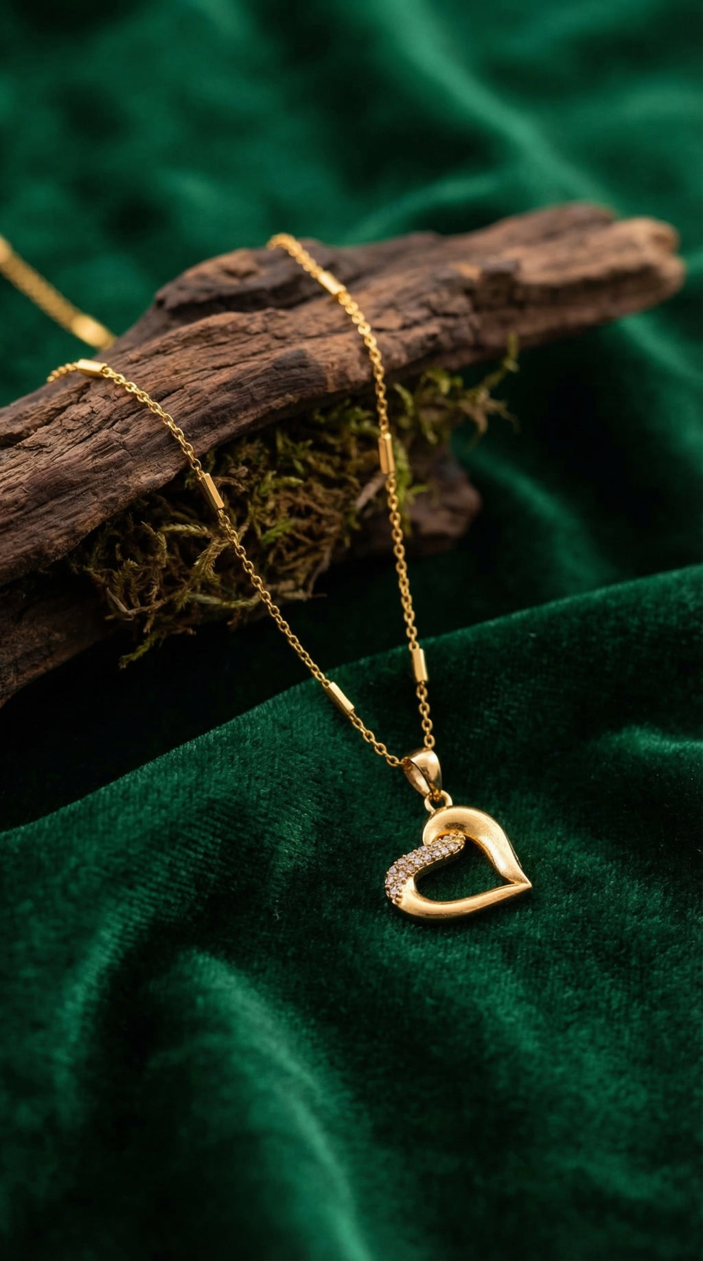 Elegant Sparkle Heart Pendant Necklace
