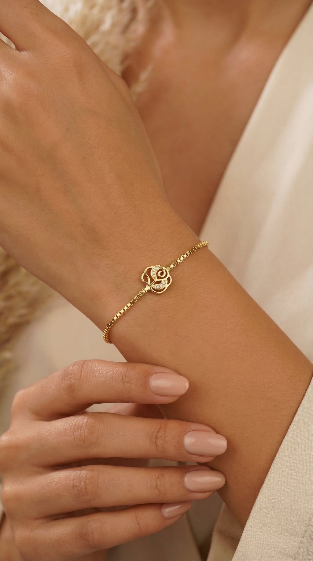 Elegant Gold Rose Charm Bracelet