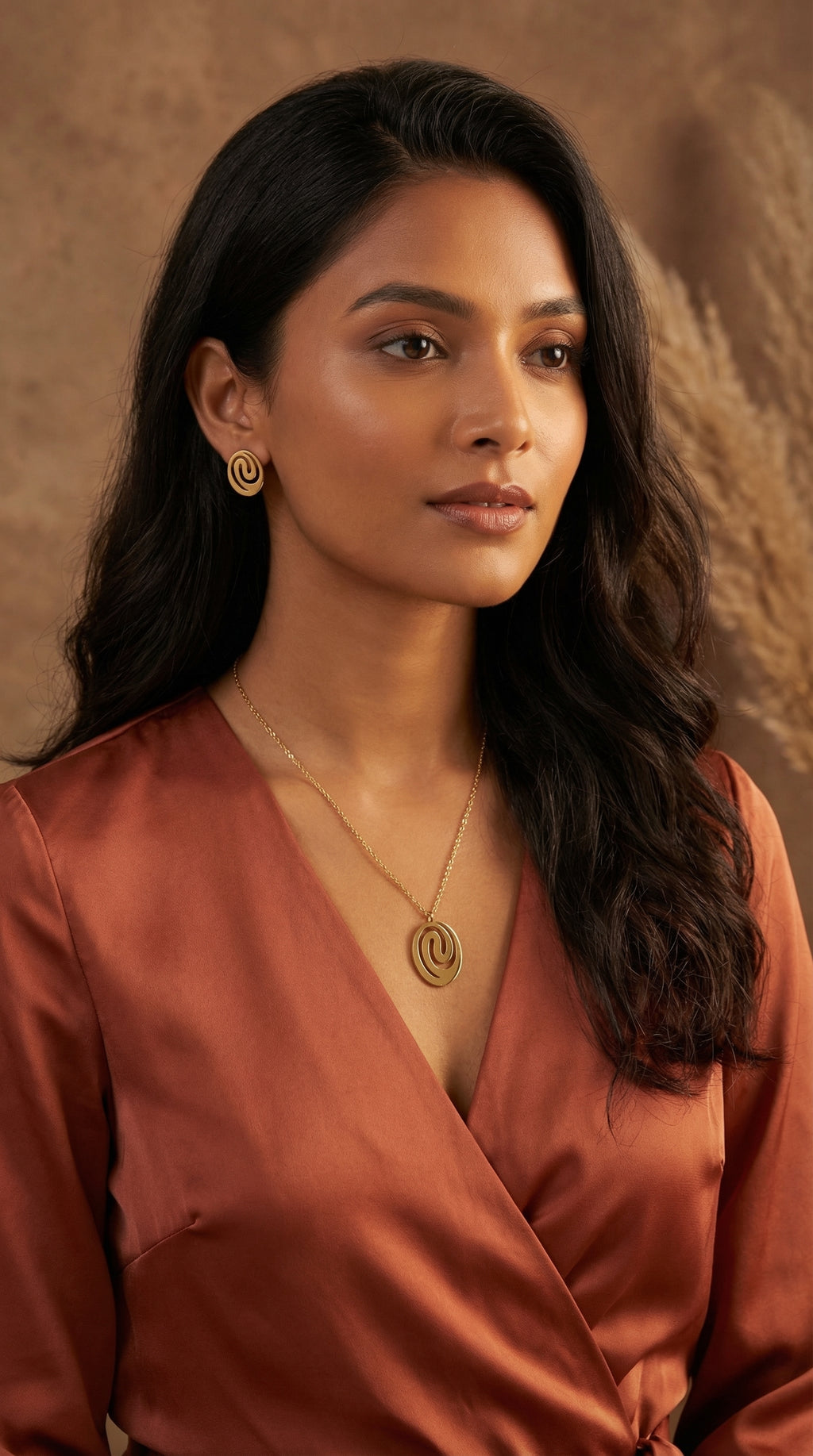 Minimalist Spiral Gold Jewelry Set