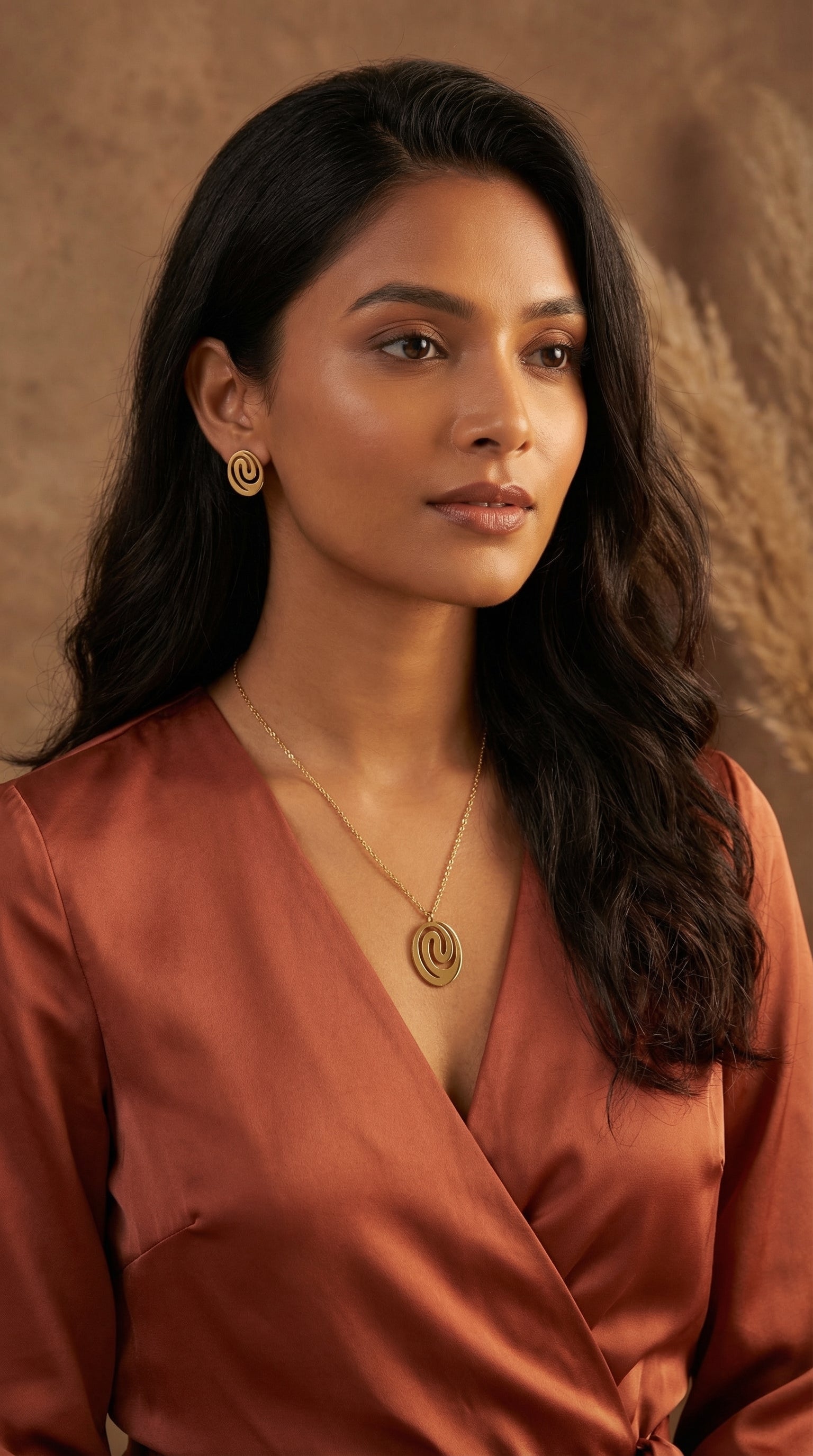 Minimalist Spiral Gold Jewelry Set