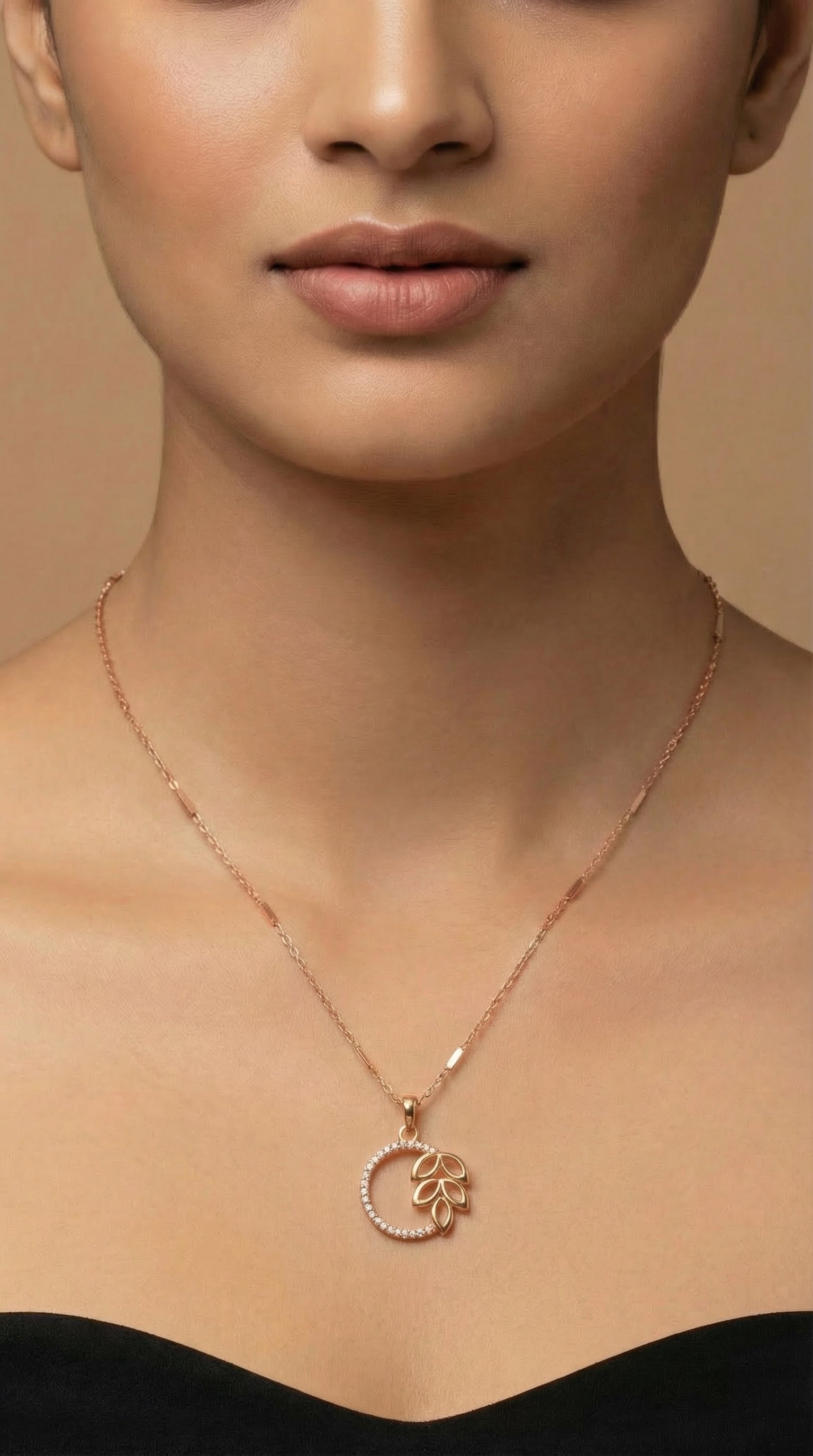 Rose Gold Crystal Leaf Circle Pendant Necklace